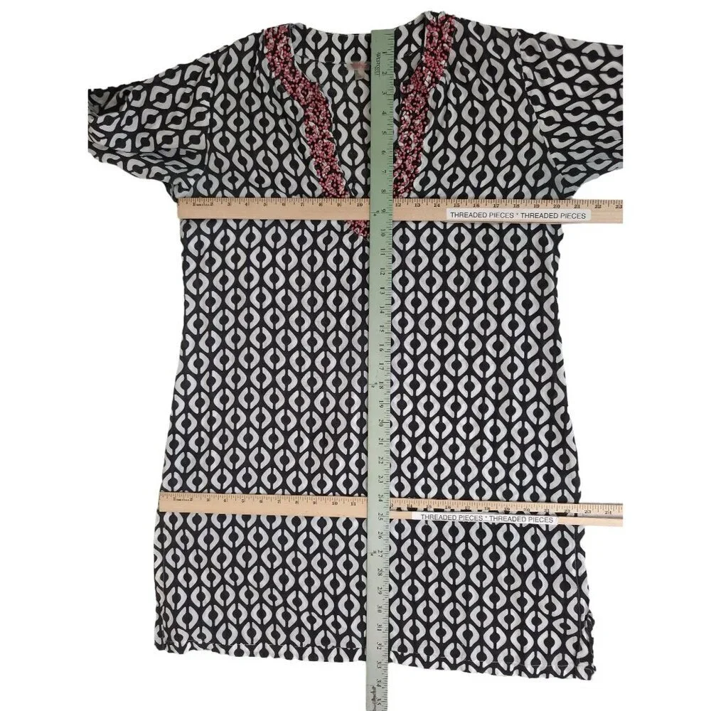 Echo Cover Up Dress‎ Womens M Black White Beaded V-Neck